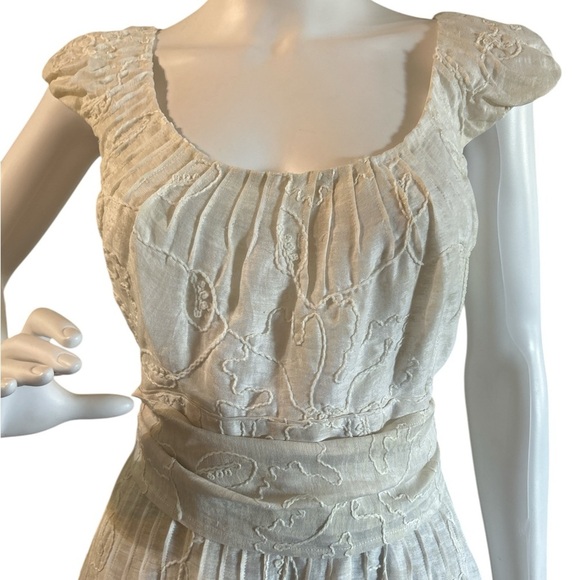 Adrianna Papell Vintage Women's
Ivory Cream - Picture 5 of 9